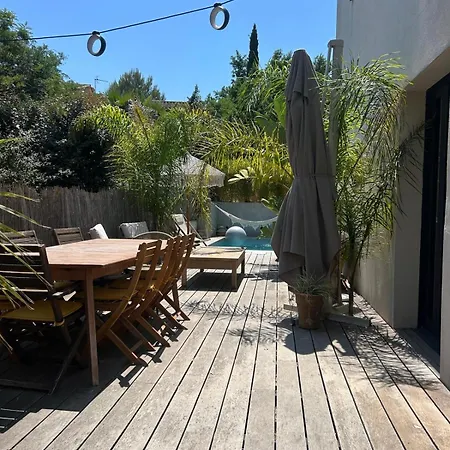 Maison Avec Piscine Proche Mer, Calme Et Paisible Hébergement de vacances Le Pradet