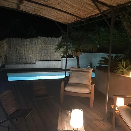 Hébergement de vacances Maison Avec Piscine Proche Mer, Calme Et Paisible Le Pradet